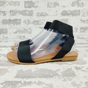 Abound Black Ankle Strap Flat Sandals V6$0